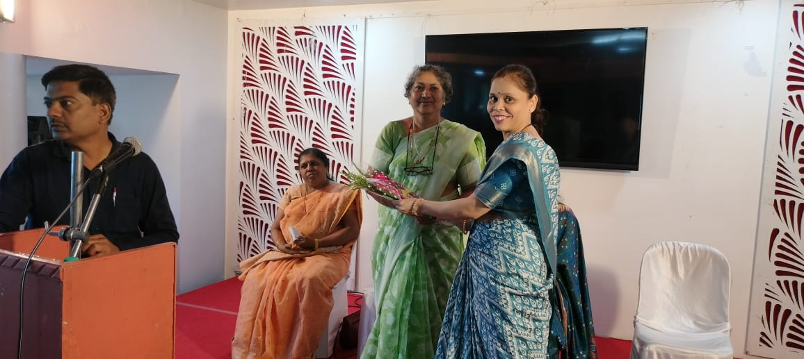 संसार आणि समाज म्हणुन माझी जबाबदारी